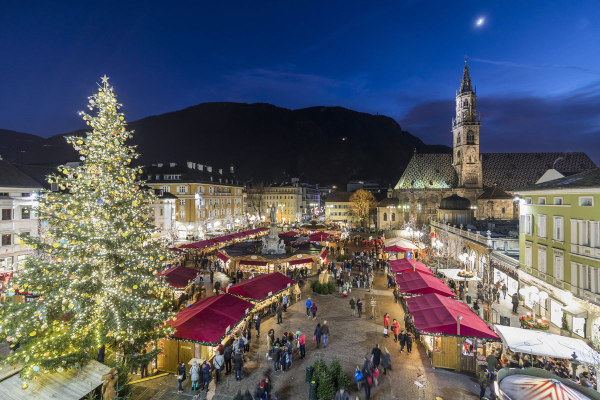 Mercatini Di Natale Bolzano Foto.