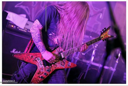 Metal- Konzert Metal- Konzert