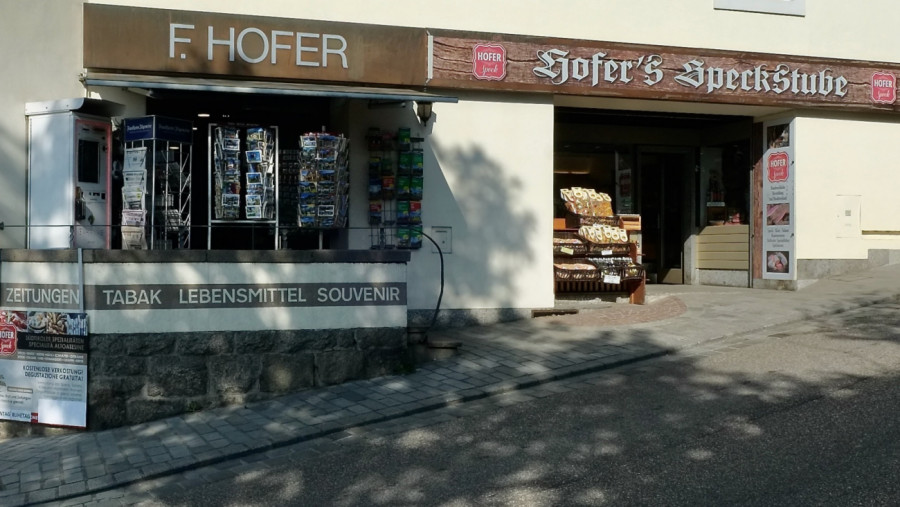 Hofers Speckstube in Dorf Tirol / Tirolo